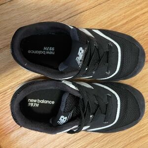 New Balance Kids' Black Sneakers